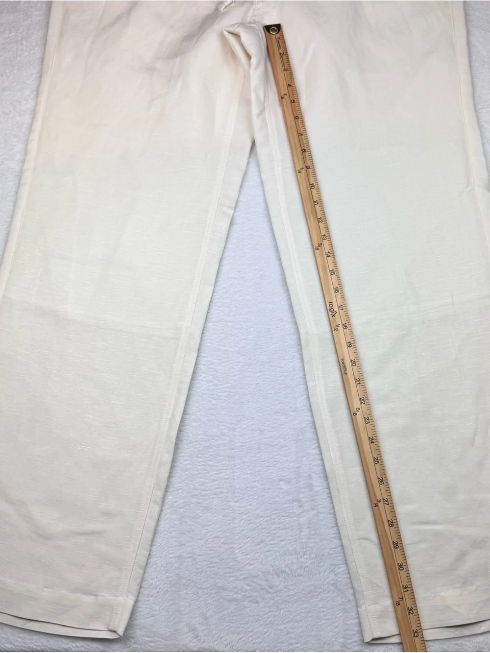 Perry Ellis NWT Linen Blend Pants. Ivory color. Drawstring waist. Men’s size 36.